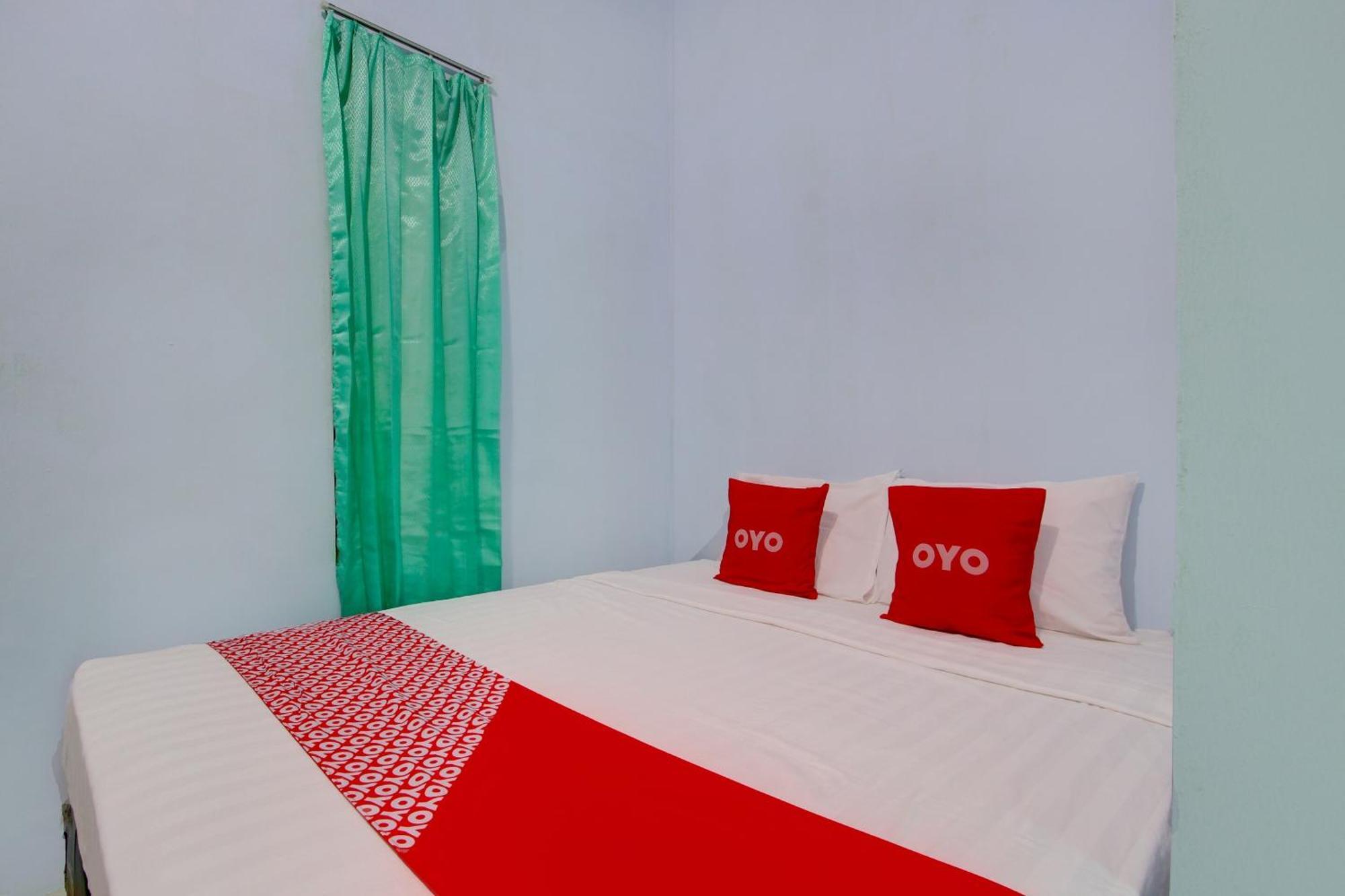 Super Oyo 93012 Griya Kencana Asri Syariah Lawean エクステリア 写真