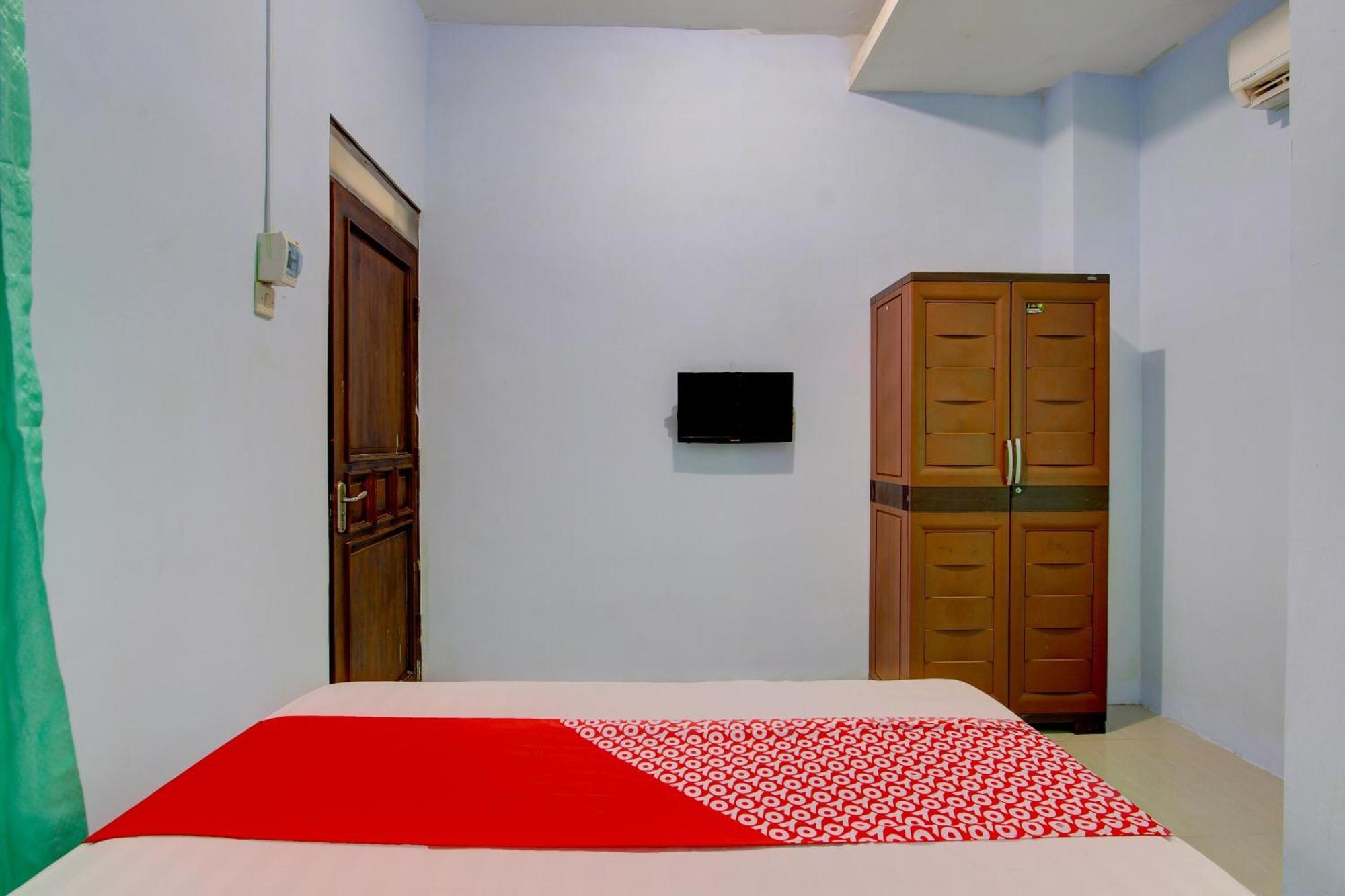Super Oyo 93012 Griya Kencana Asri Syariah Lawean エクステリア 写真