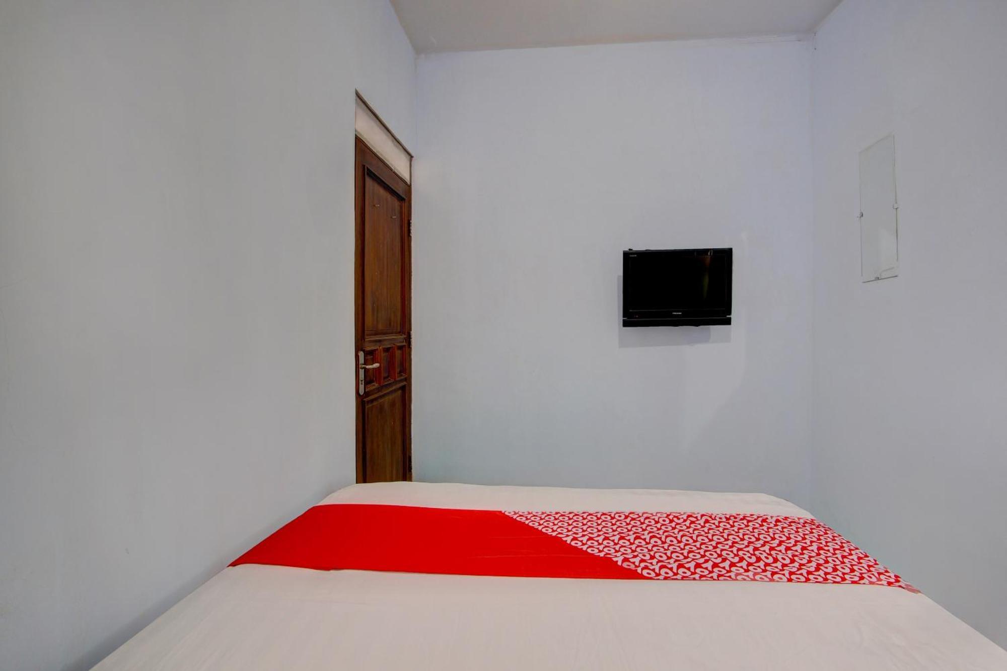 Super Oyo 93012 Griya Kencana Asri Syariah Lawean エクステリア 写真